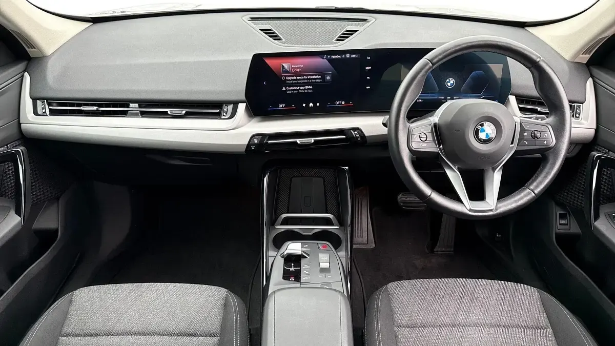 Second-hand BMW X1 Sport Line 168 CP (123 kW) 2024 Alb SUV