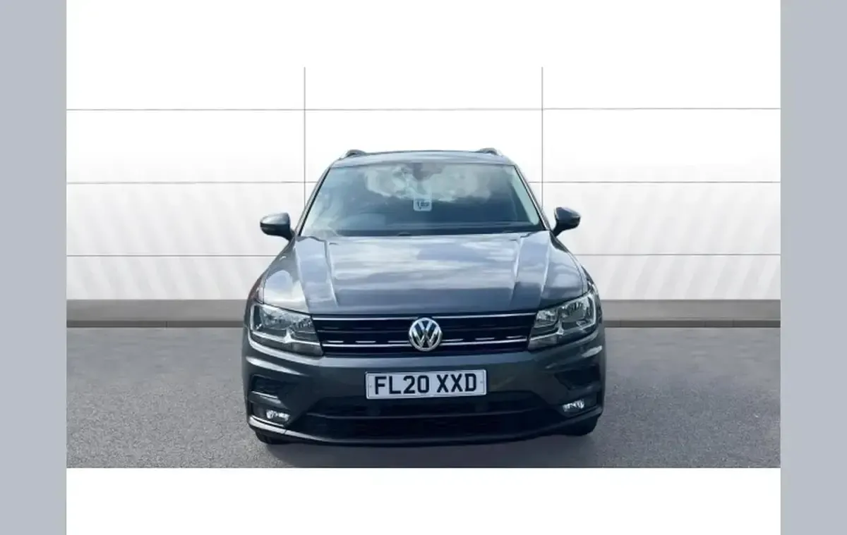 Usado VW Tiguan Match 150 HP (110 kW) 2020 Cinzento SUV