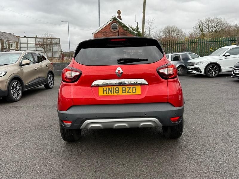 Used Renault Captur Signature 2018 Red SUV
