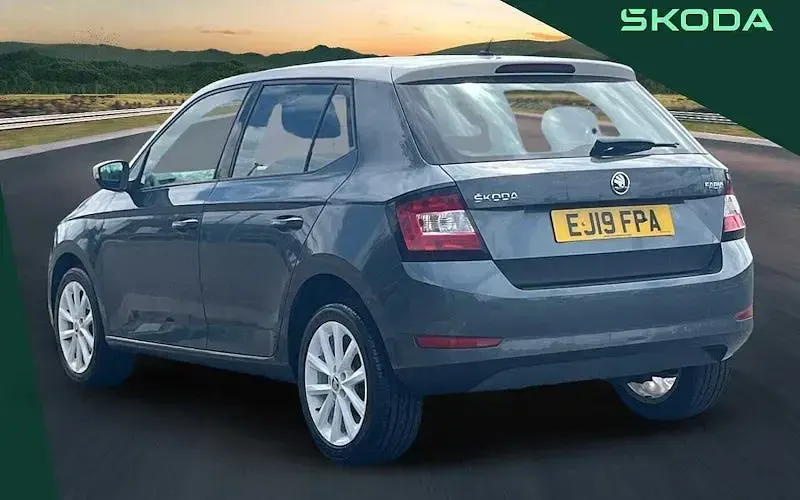 Used Skoda Fabia SE L 75 HP (55 kW) 2019 Grey Hatchback