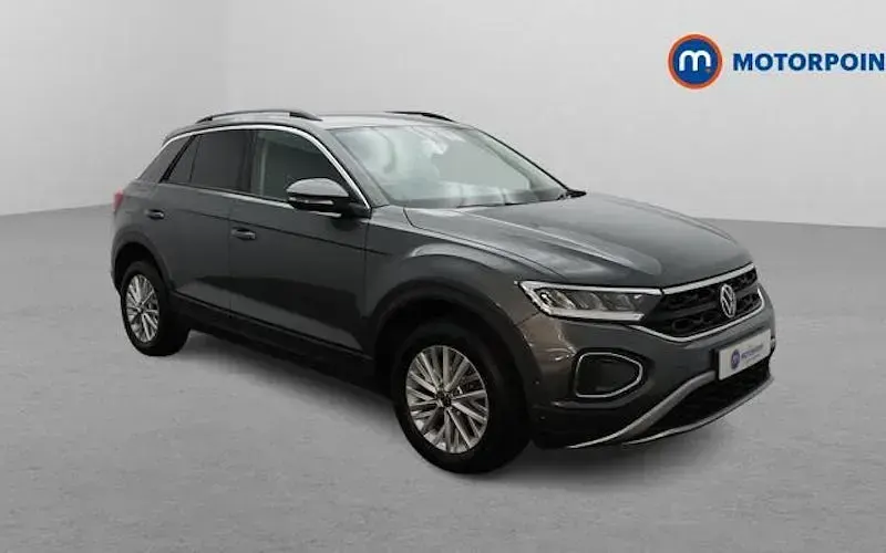 Used VW T-Roc Life 110 HP (80 kW) 2023 SUV