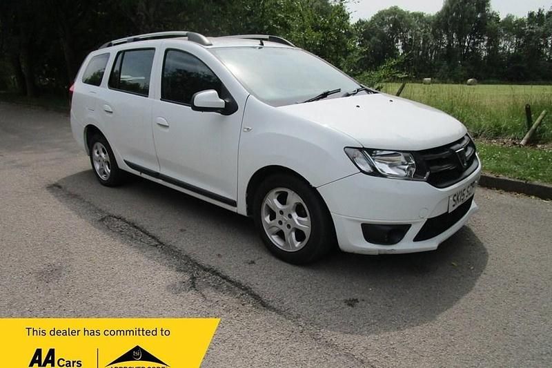 Used 2015 Dacia Logan MCV Lauréate | £2,295 (Fair price) - Image 1/1