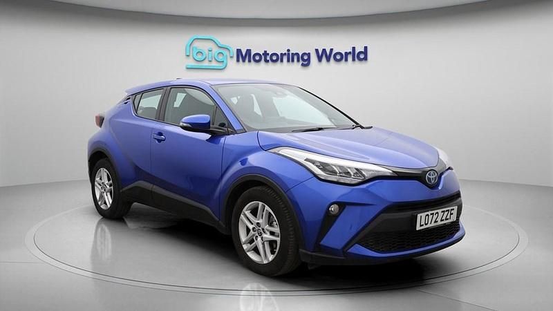 Used Toyota C-HR 122 HP (89 kW) 2022 Blue SUV