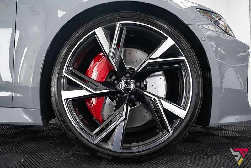 Used Audi RS6 Advanced 600 HP (441 kW) 2021 Grey Estate