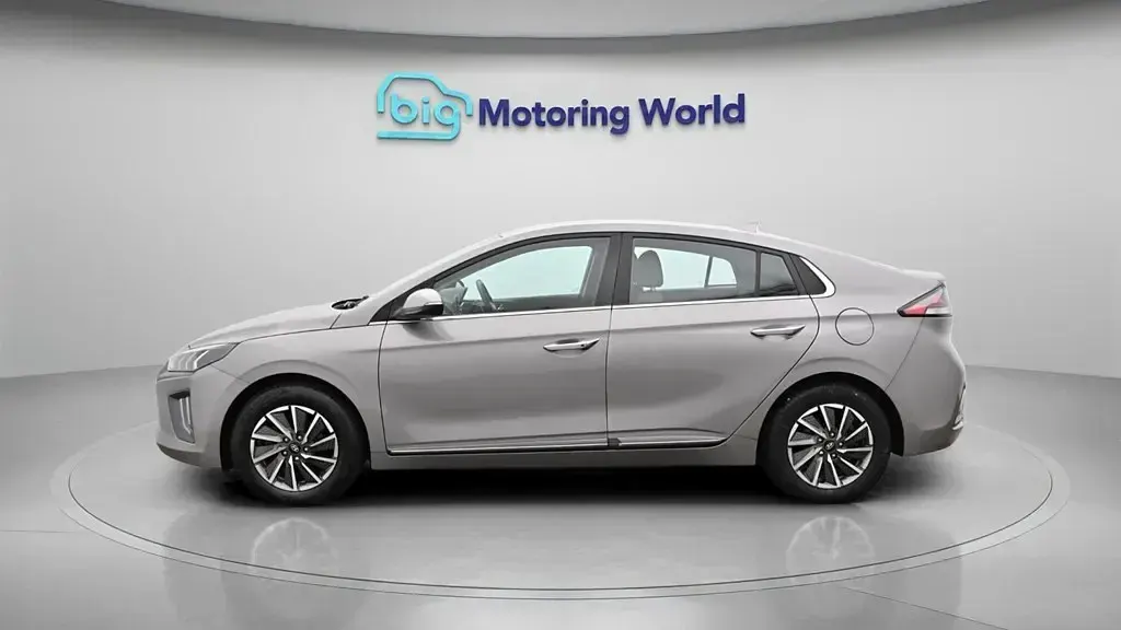 Used Hyundai Ioniq Premium 100 kW (136 HP) 2022 Hatchback