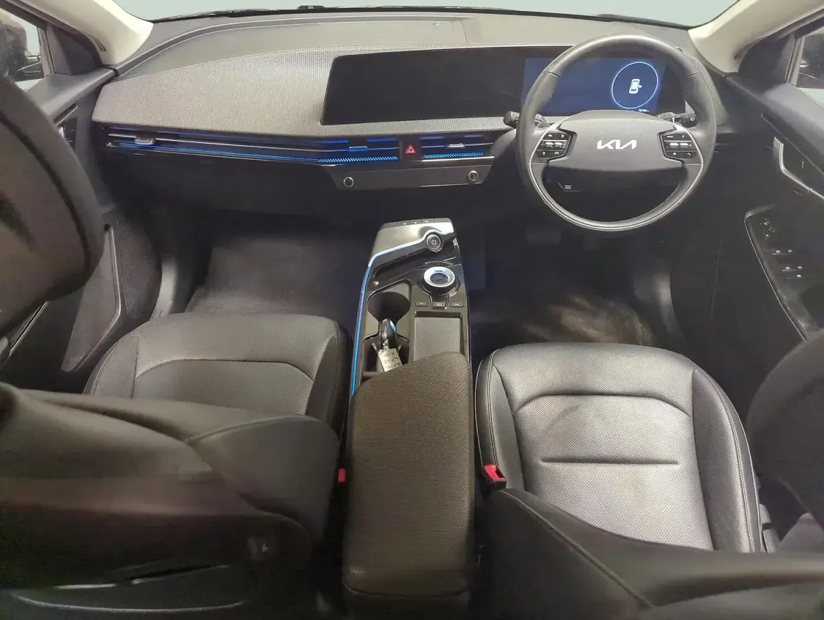 Used Kia EV6 Air 166 kW (226 HP) 2022 Black SUV