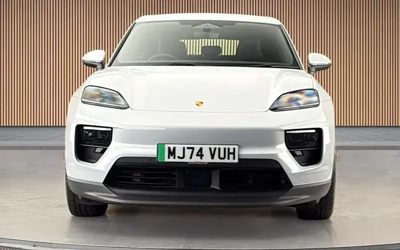 Used Porsche Macan 4 Electric 300 kW (408 HP) 2024 Grey SUV