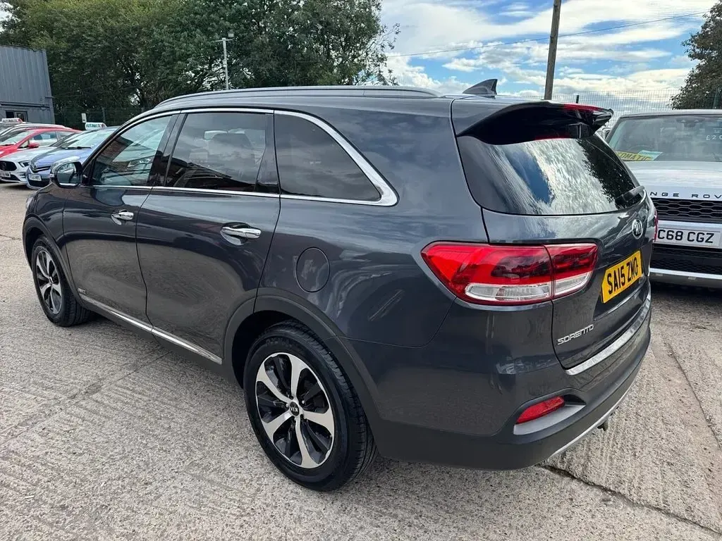 Used Kia Sorento 197 HP (144 kW) 2015 Grey SUV