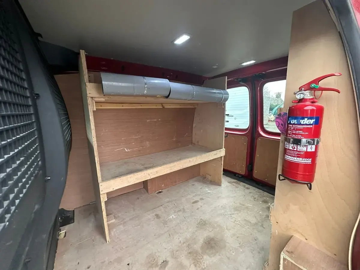 Used VW Caddy Startline 102 HP (75 kW) 2018 Red MPV