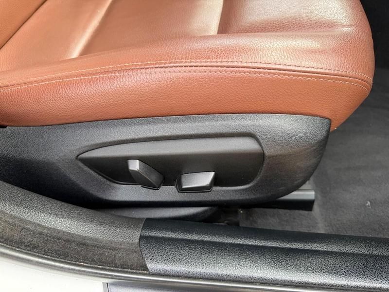 Used BMW 520 Comfort Edition 2015 White Sedan