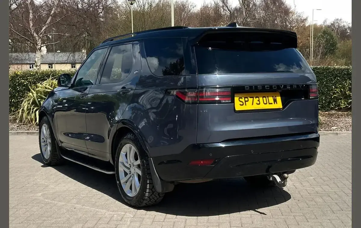 Used Land Rover Discovery HSE Dynamic 296 HP (217 kW) 2023 Blue SUV