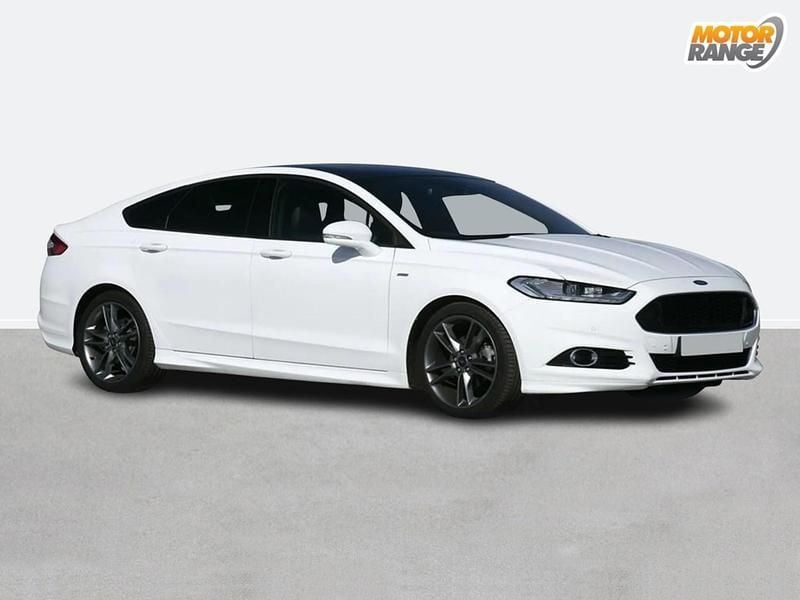 Black Used 2018 Ford Mondeo Titanium Hatchback | £9,495 (Good price) - Image 1/1