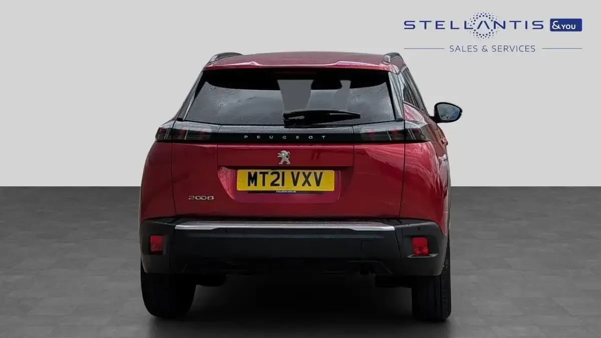Used Peugeot 2008 Allure Premium 100 HP (73 kW) 2021 Red SUV