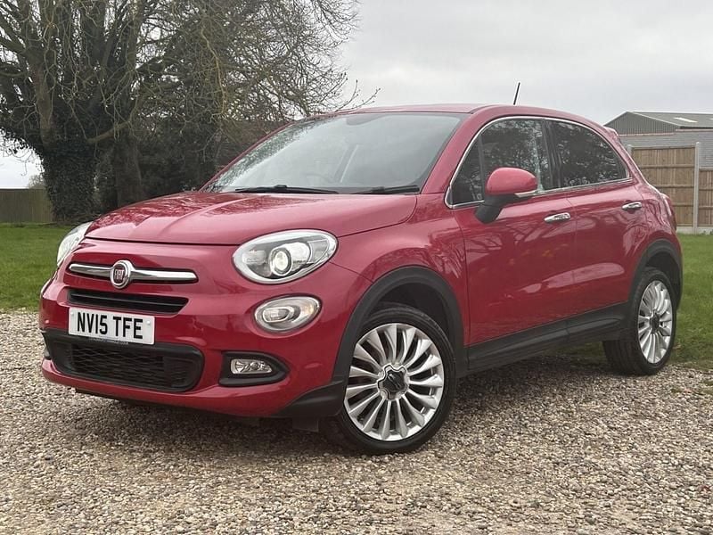 Used Fiat 500X City Look 140 HP (102 kW) 2015 Red SUV