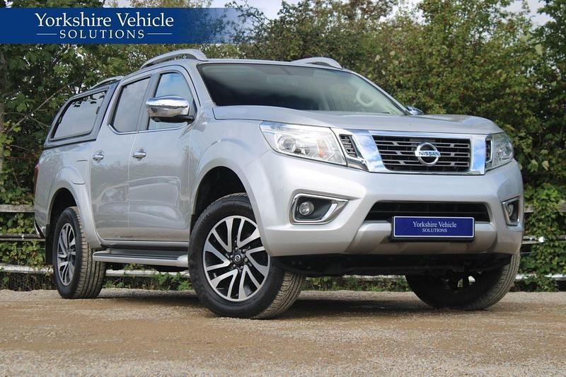 Silver Used 2019 Nissan Navara Tekna Pickup | £18,489 (A bit pricey) - Image 1/4