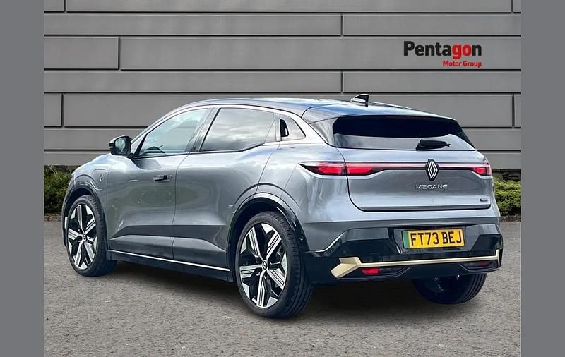 Used Renault Megane E-Tech Iconic 160 kW (218 HP) 2024 Other Hatchback