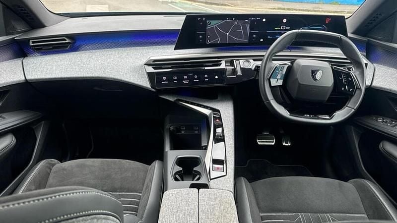 Used Peugeot 5008 GT 152 kW (207 HP) 2024 Blue SUV