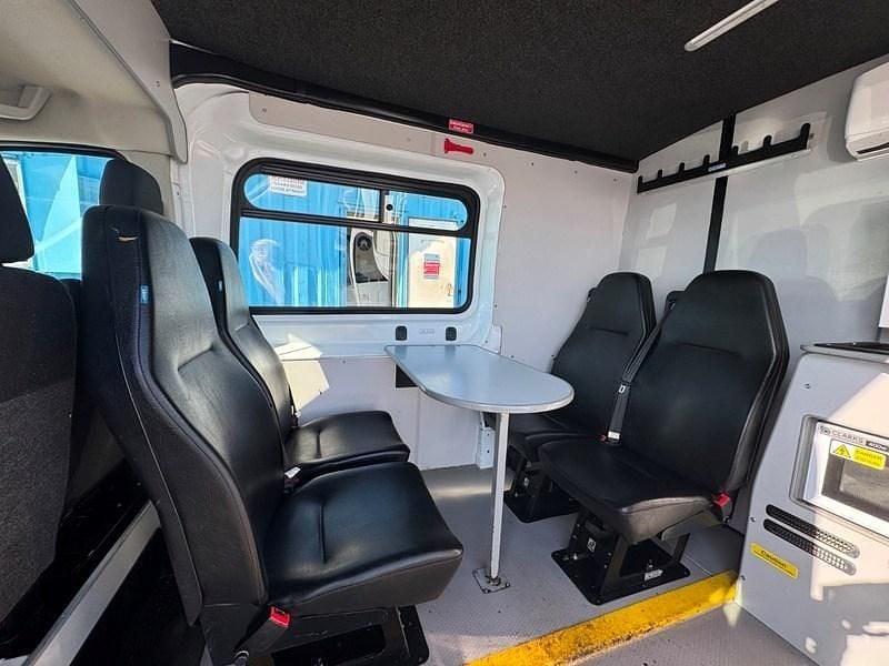 Usado Ford Transit 130 HP (95 kW) 2021 Branco Van