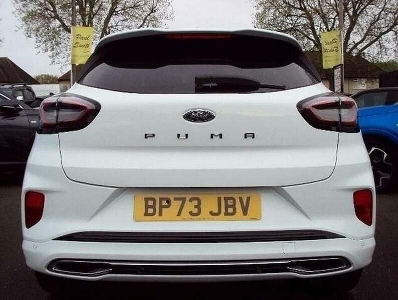 Used Ford Puma ST-Line 155 HP (114 kW) 2023 White Hatchback