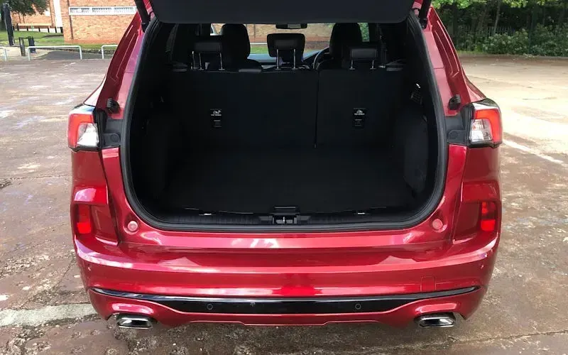 Used Ford Kuga ST-Line 190 HP (139 kW) 2020 Red SUV