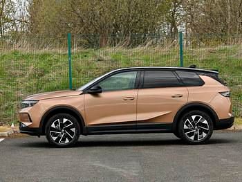 New Vauxhall Grandland X Ultimate 145 HP (106 kW) 2026 Two coat premium metallic  impact copper SUV