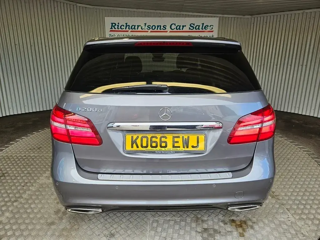 Used Mercedes B200 AMG line 2017 Grey MPV