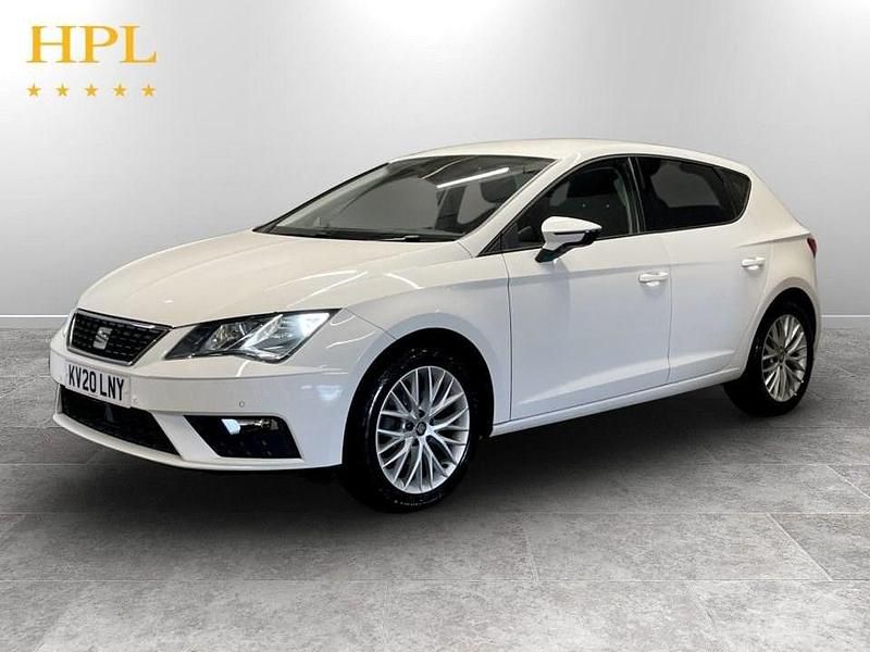 Used Seat Leon SE Dynamic 115 HP (84 kW) 2020 White Hatchback