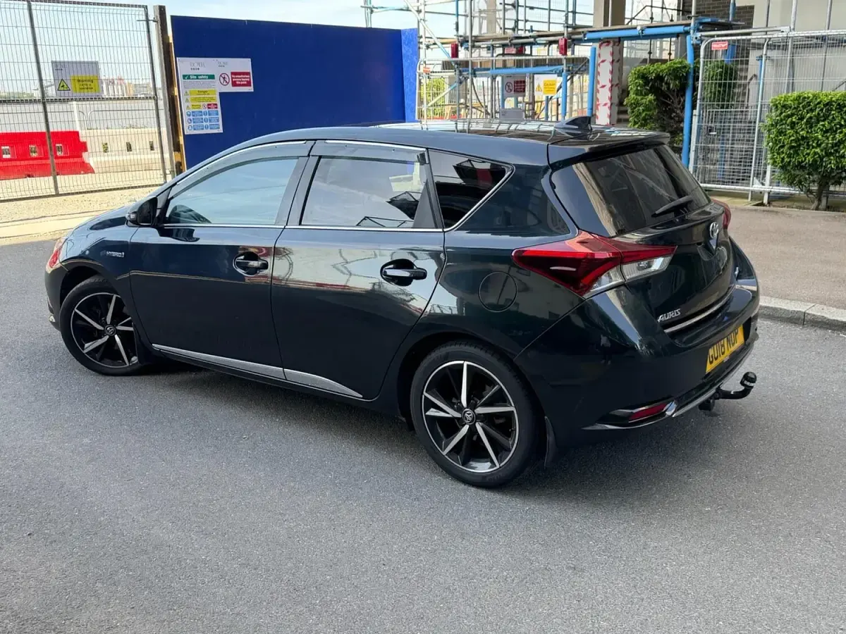 Used Toyota Auris Hybrid Design 2018 Grey Hatchback