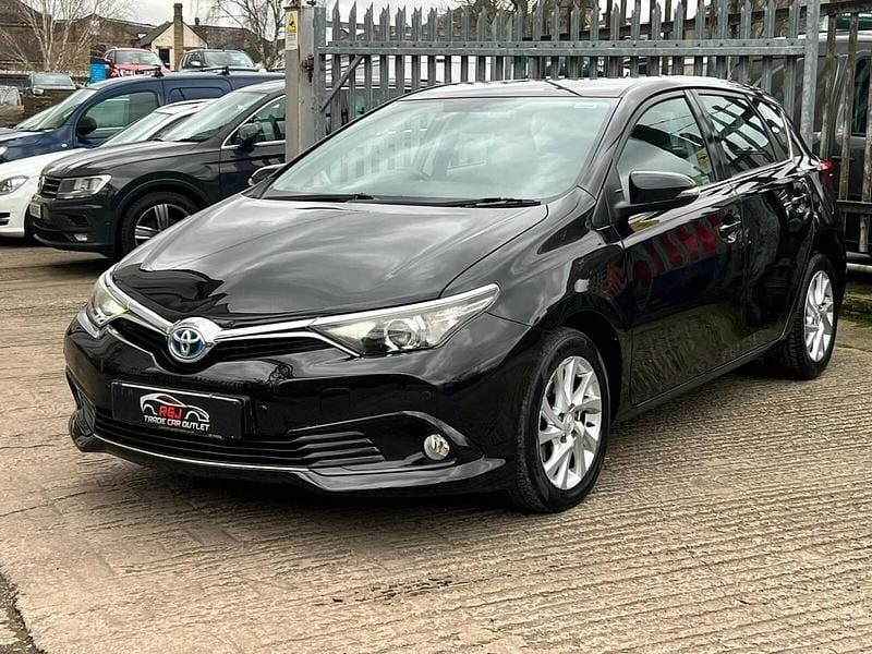 Used Toyota Auris Hybrid Business Edition 2017 Black Hatchback