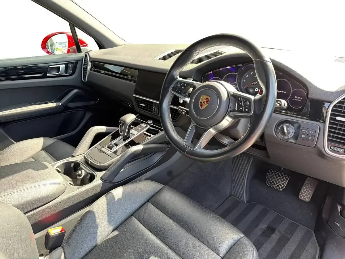 Usado Porsche Cayenne 2021 Vermelho SUV