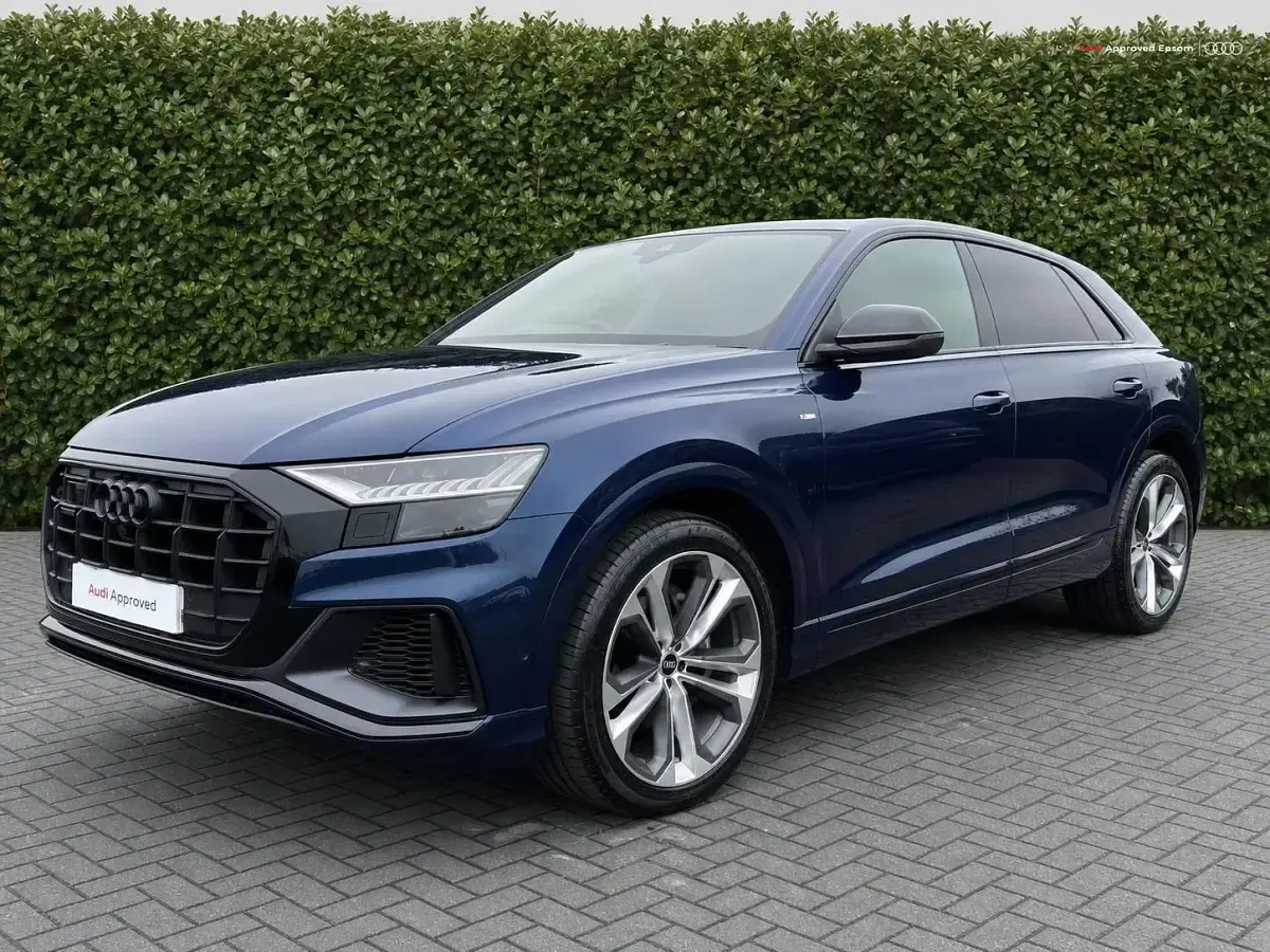 Used Audi Q8 Black Edition 340 HP (250 kW) 2021 Blue SUV
