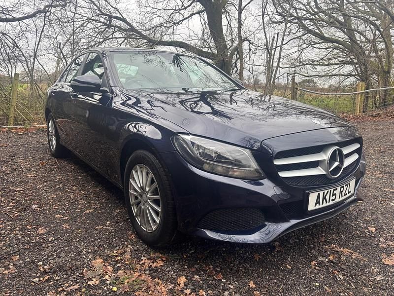 Used Mercedes C220 SE 170 HP (125 kW) 2015 Blue Sedan