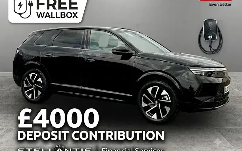 Used Vauxhall Grandland 156 kW (213 HP) 2025 SUV