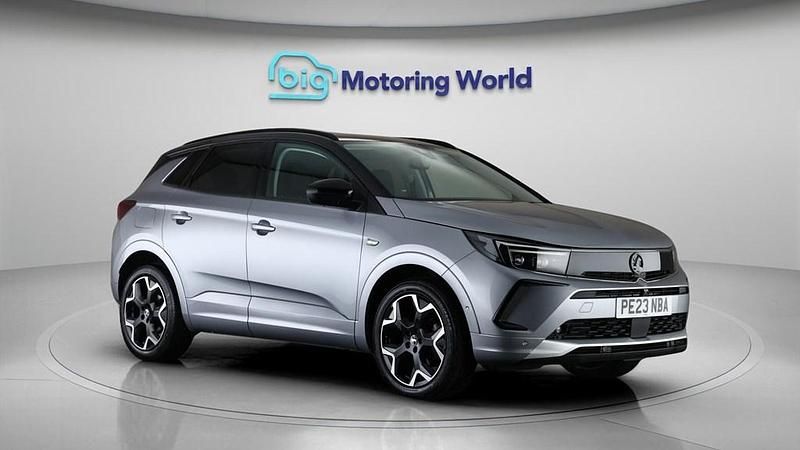 Used Vauxhall Grandland X Ultimate 130 HP (95 kW) 2023 Grey SUV