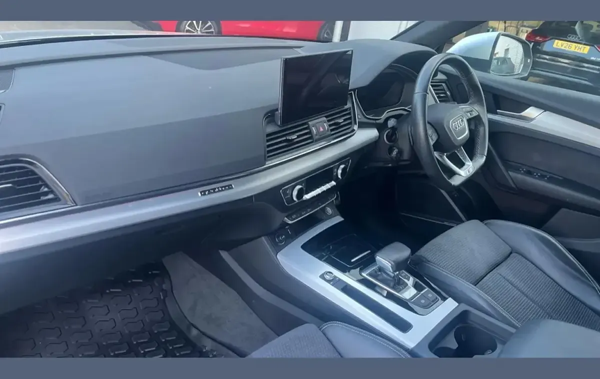 Used Audi Q5 S-Line 204 HP (150 kW) 2023 Silver SUV
