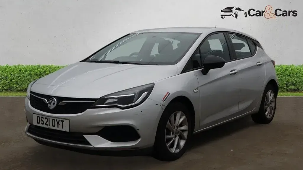 Used Vauxhall Astra S 105 HP (77 kW) 2021 Silver Hatchback