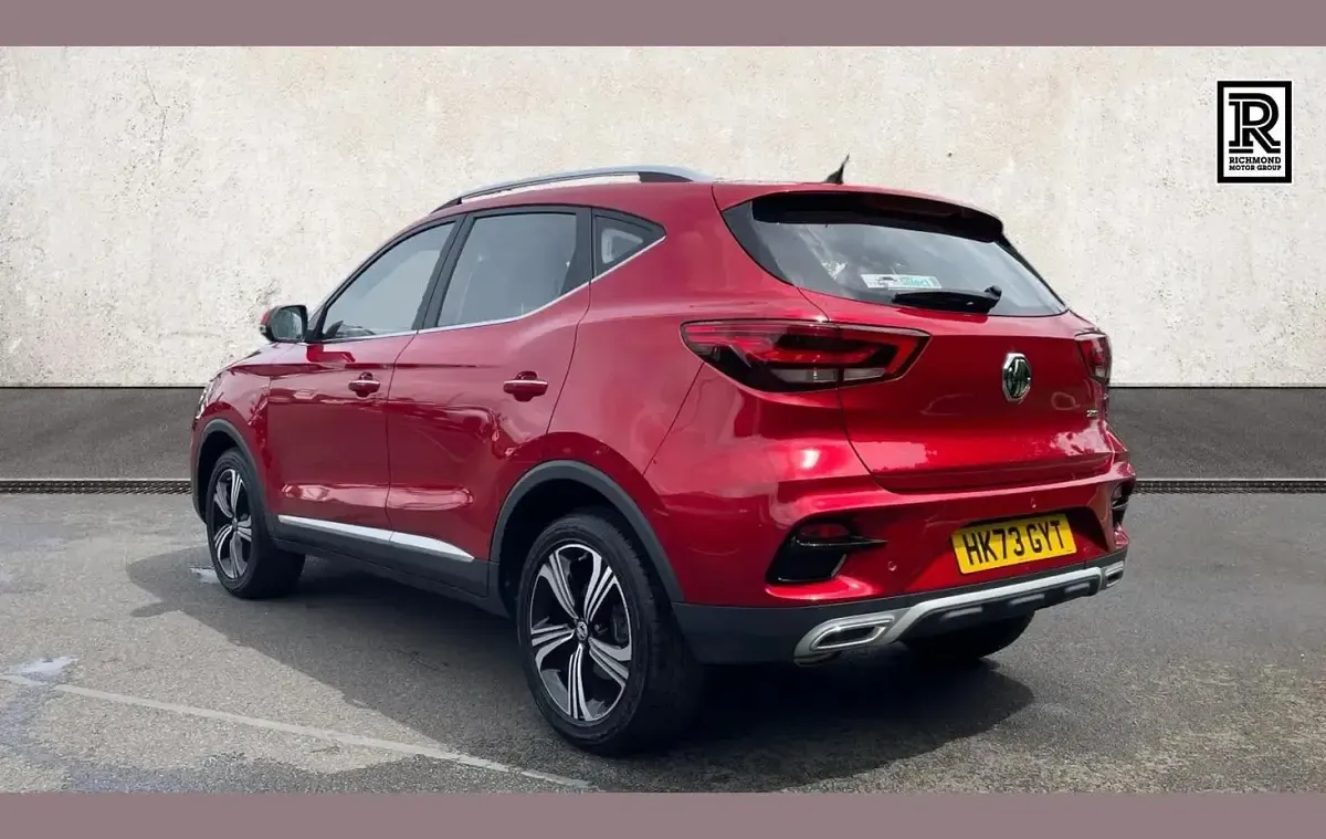 Used MG ZS Excite 111 HP (81 kW) 2023 Red SUV