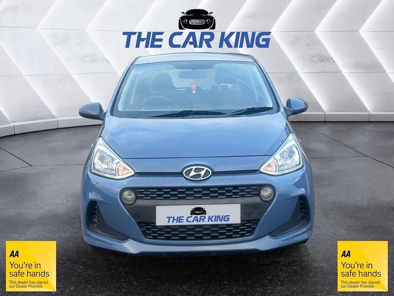 Used Hyundai i10 SE 87 HP (63 kW) 2017 Blue Hatchback