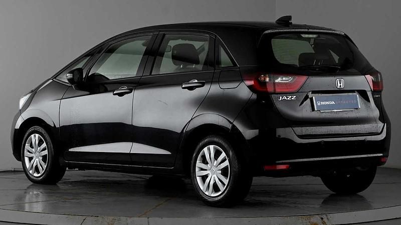 Used Honda Jazz Hybrid 109 HP (80 kW) 2020 Solid crystal black Hatchback