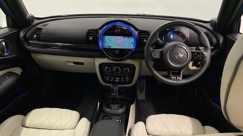 Used Mini Cooper S Clubman Exclusive 176 HP (129 kW) 2023 Blue Estate