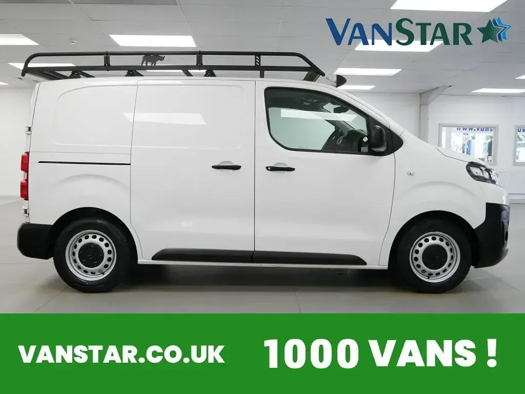 Used Citroën Dispatch 100 HP (73 kW) 2020 White MPV