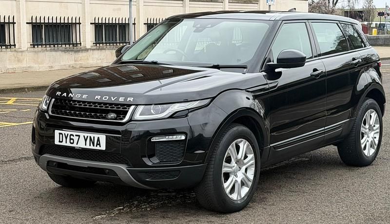 Used Land Rover Range Rover evoque SE 2017 Black Estate
