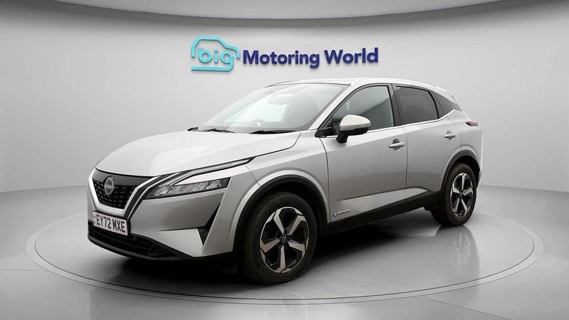 Used Nissan Qashqai N-Connecta 190 HP (139 kW) 2023 Silver SUV