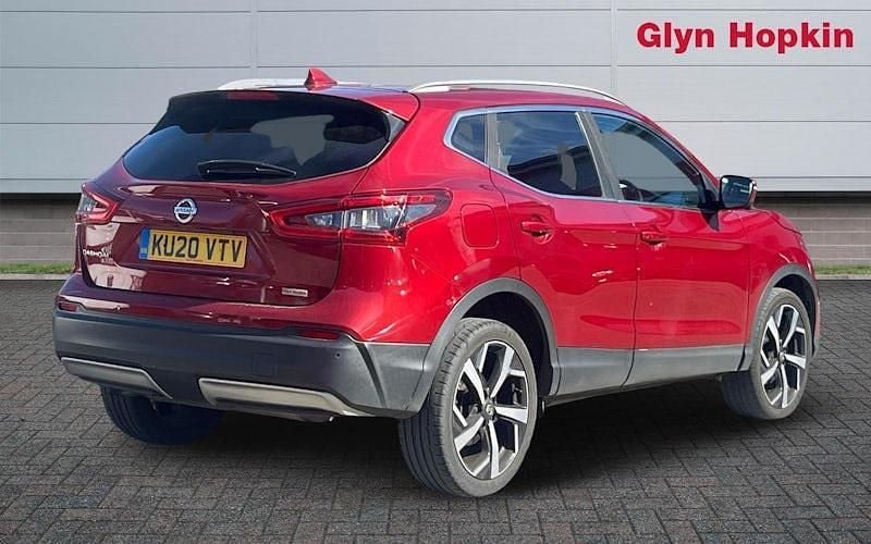 Used Nissan Qashqai Tekna 160 HP (117 kW) 2020 Red SUV