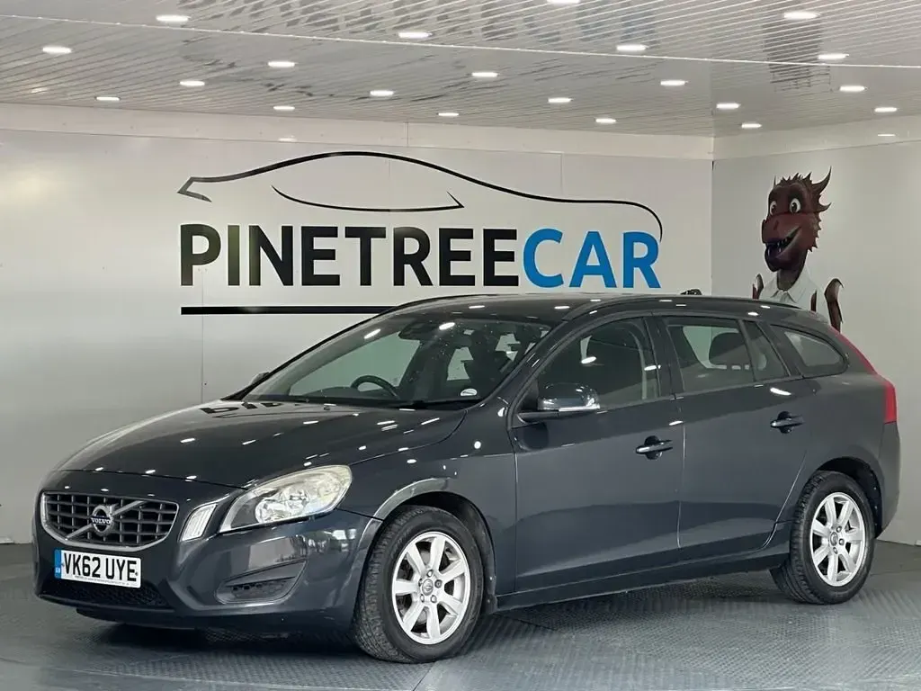 Begagnad Volvo V60 163 HK (119 kW) 2012 Grå Kombi