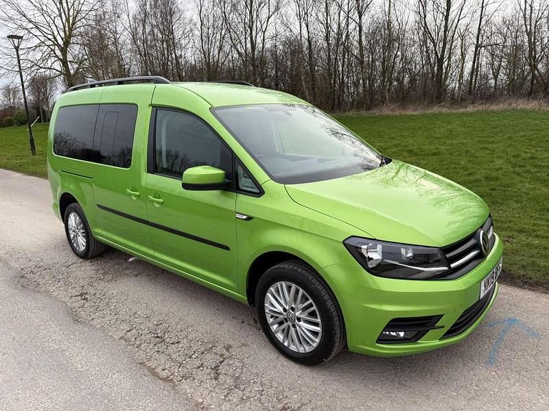 Used VW Caddy Maxi Life Life 2019 Green MPV