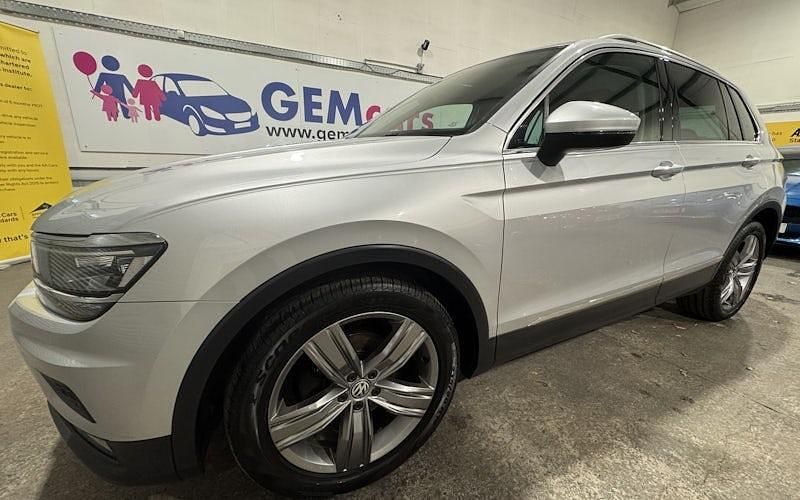 Used 2020 VW Tiguan SEL SUV | £10,845 (Good price) - Image 1/4