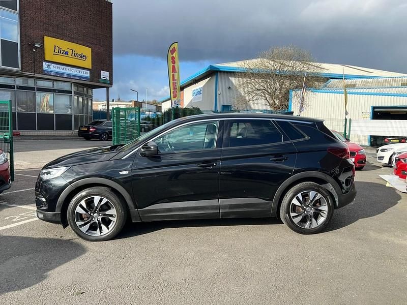 Used Vauxhall Grandland X Sport 177 HP (130 kW) 2019 Black SUV