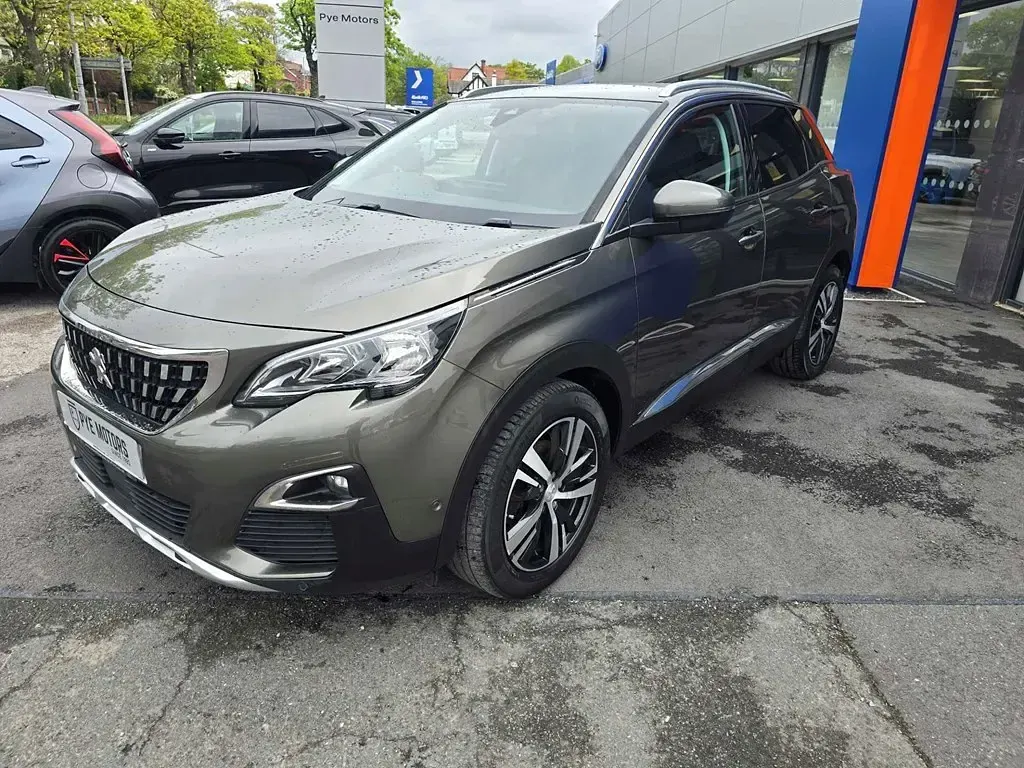 Second-hand Peugeot 3008 Allure 2020 Gri SUV