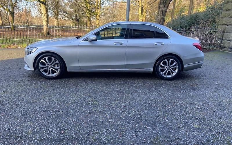 Used Mercedes C250 Premium Plus 204 HP (150 kW) 2015 Silver Sedan